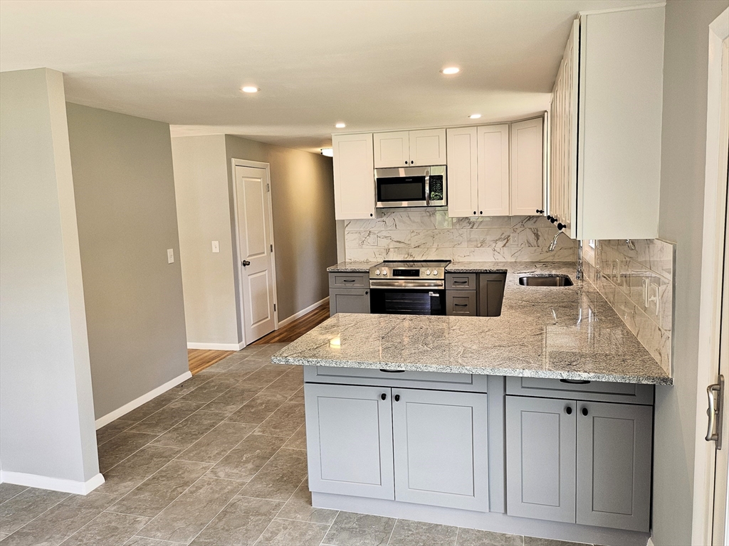 62 Millville Road Mendon, MA 01756 - Photo 7 of 32
