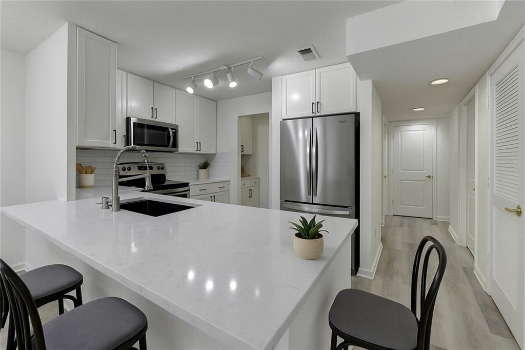 3650 Ashford Dunwoody Road Northeast, Unit 728 Atlanta, GA 30319 - Photo 8 of 52