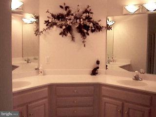 28 Red Oak Drive Lititz, PA 17543 - Photo 5 of 7
