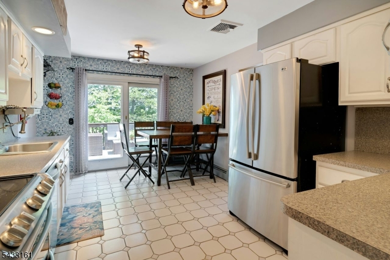 50 Crestwood Road Rockaway, NJ 07866 - Photo 11 of 37