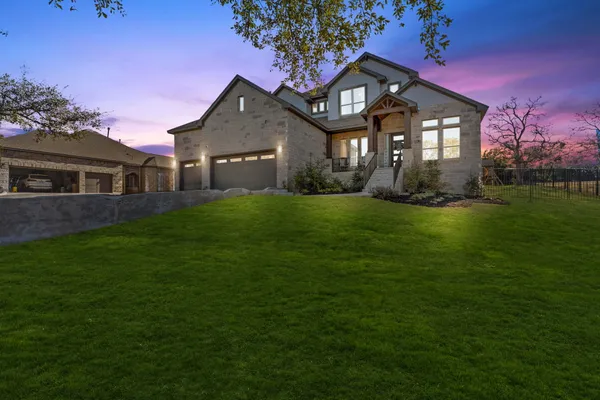 $839,999 | 194 Wilderness Cove, Driftwood, TX 78619