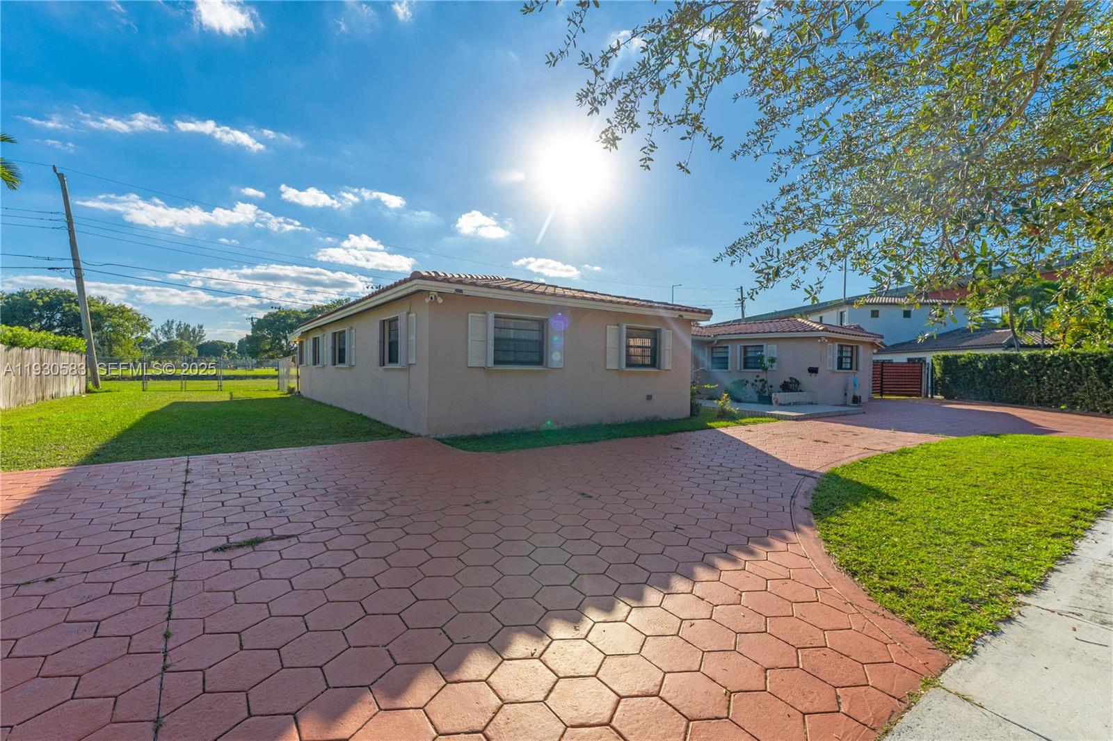 9380 Southwest 83rd Street Miami, FL 33173 - Photo 7 of 8