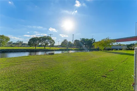 $1,100,000 | 9380 Southwest 83rd Street, Miami, FL 33173