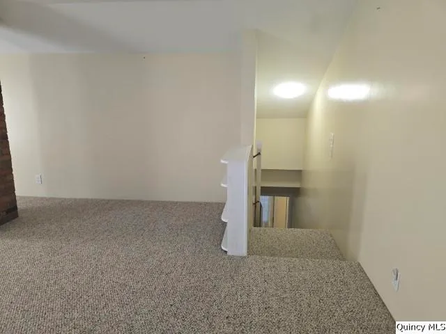 $99,000 | 405 East Main Street, La Harpe, IL 61450