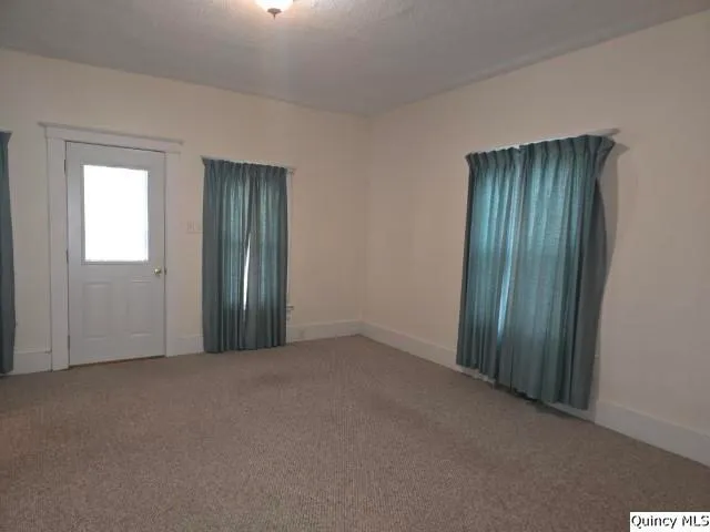 $99,000 | 405 East Main Street, La Harpe, IL 61450