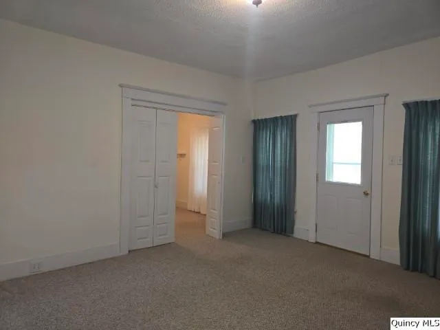 $99,000 | 405 East Main Street, La Harpe, IL 61450