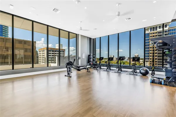 $6,000 | 275 1st Avenue South, Unit 1608, St. Petersburg, FL 33701