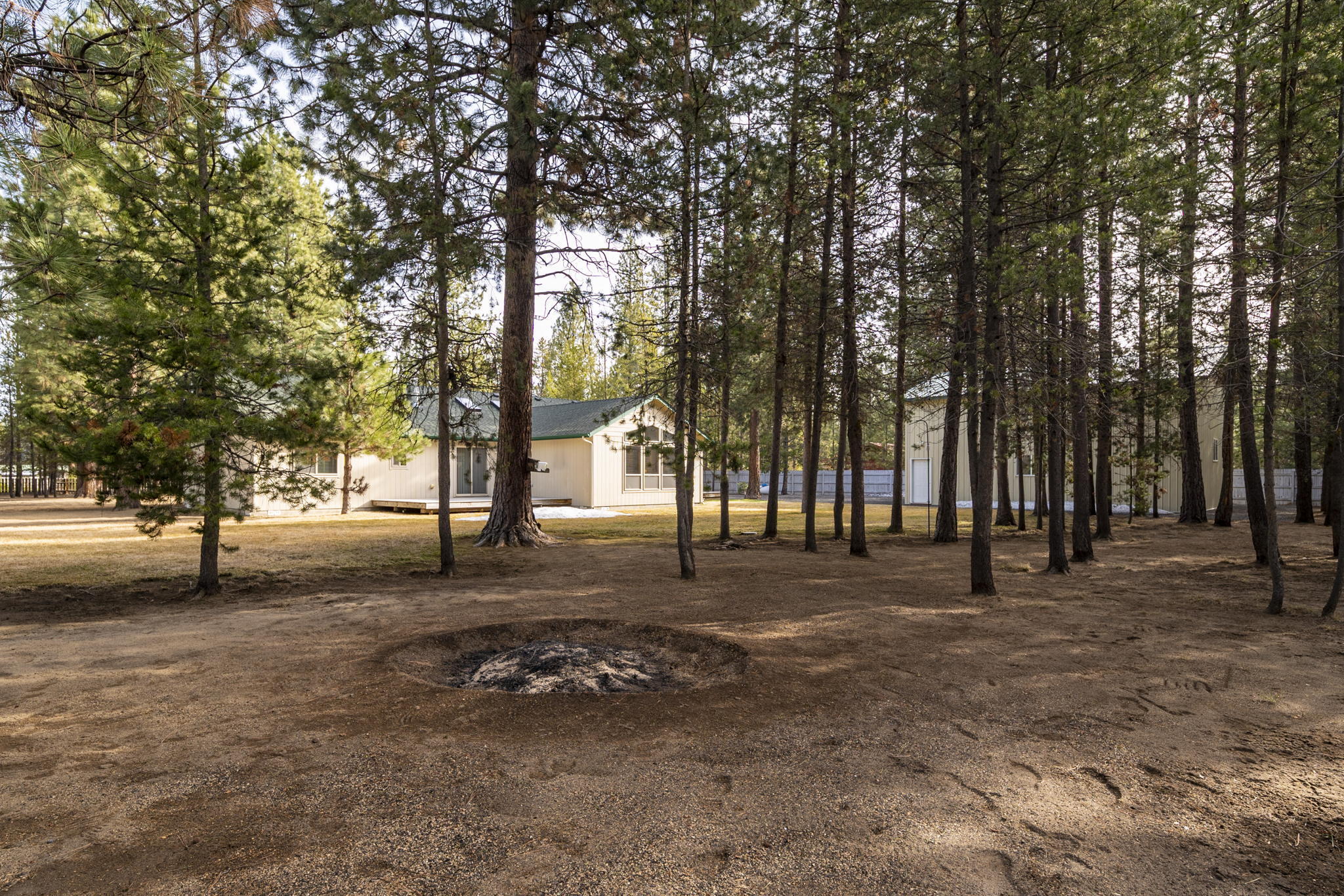 15939 Old Mill Road La Pine, OR 97739 - Photo 50 of 53 back yard property
