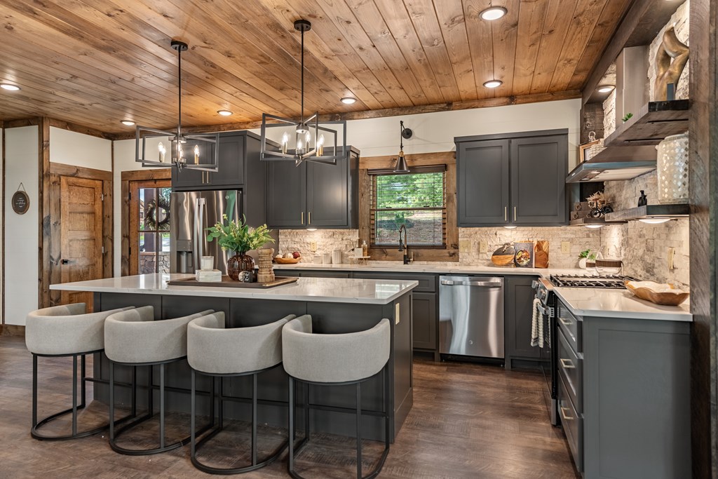32 Hope Drive Blue Ridge, GA 30513 - Photo 17 of 132 Gallery Image 17