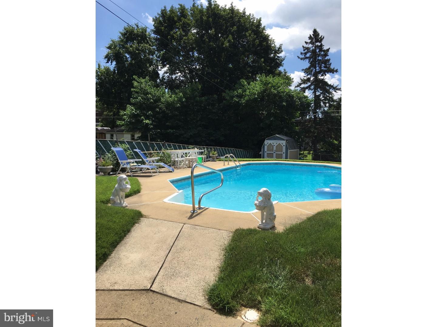1118 Plane Road Philadelphia, PA 19115 - Photo 17 of 21 Pool