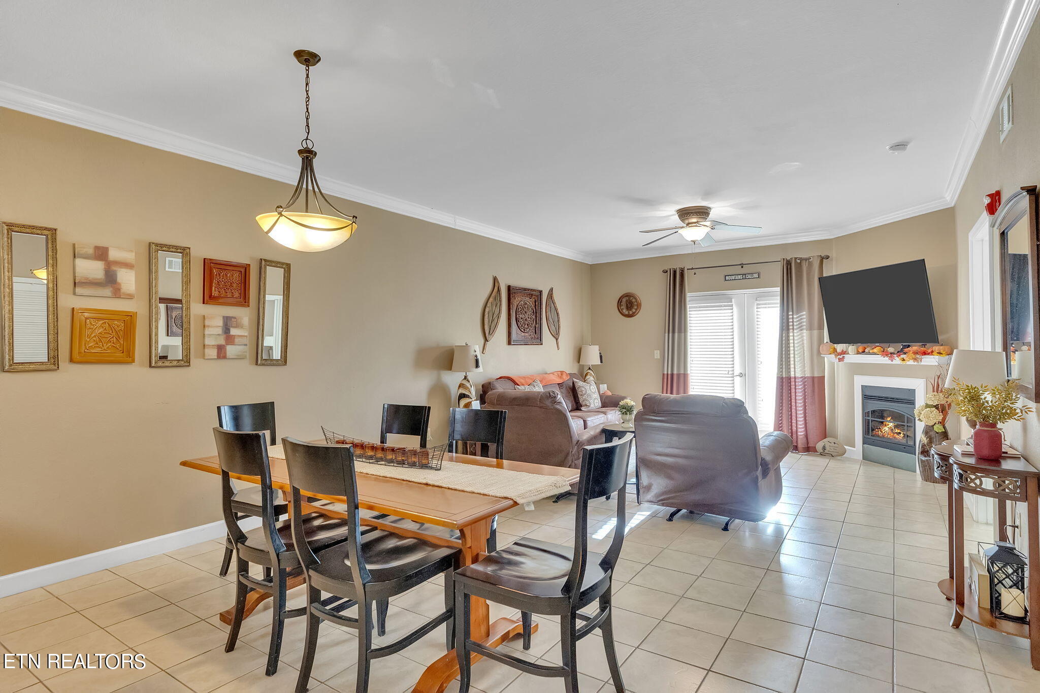 124 Plaza Drive, Unit 3704 Pigeon Forge, TN 37863 - Photo 14 of 38 9-web-or-mls-217A6884