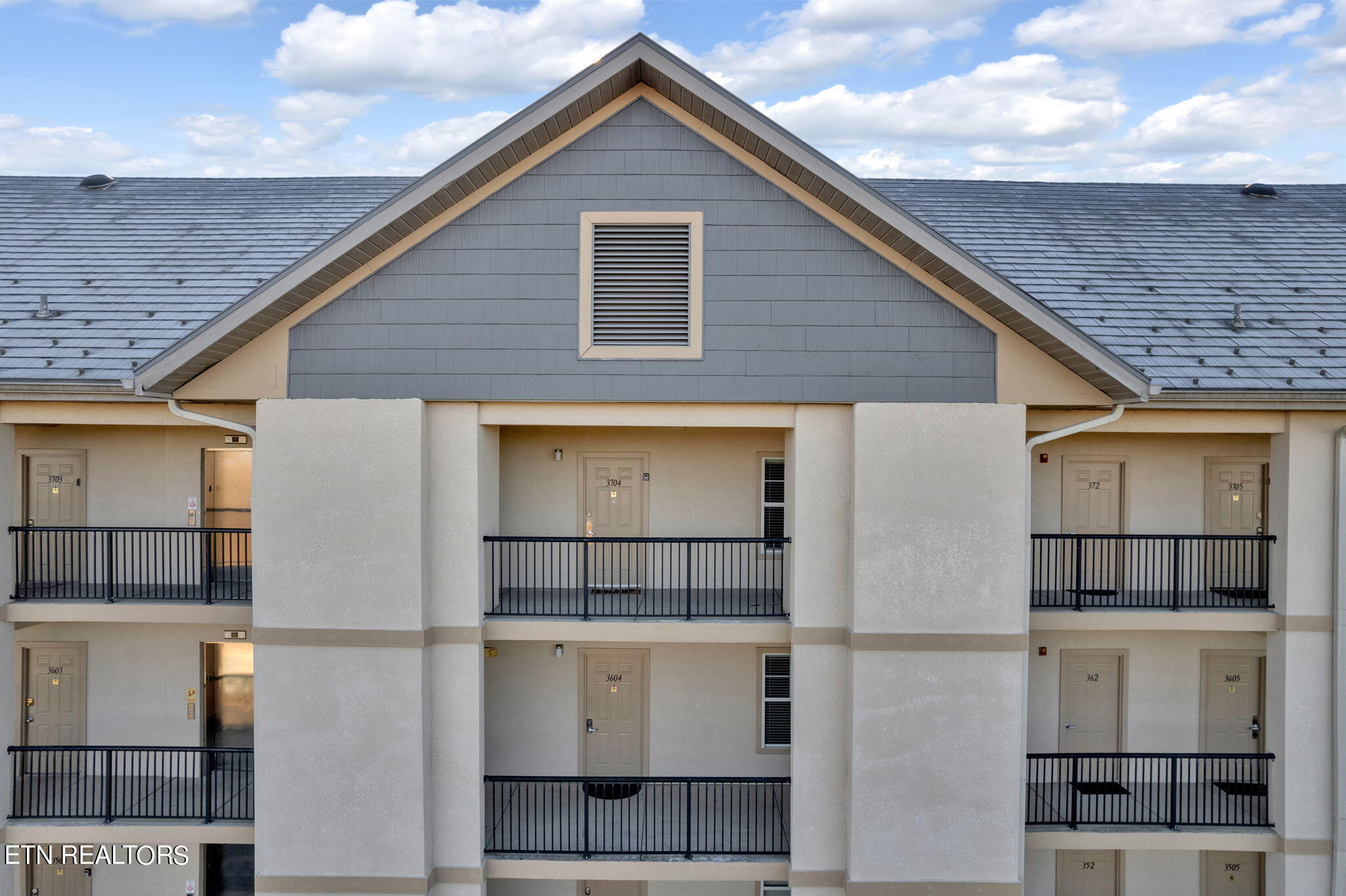 124 Plaza Drive, Unit 3704 Pigeon Forge, TN 37863 - Photo 38 of 38 1-web-or-mls-DJI_0172