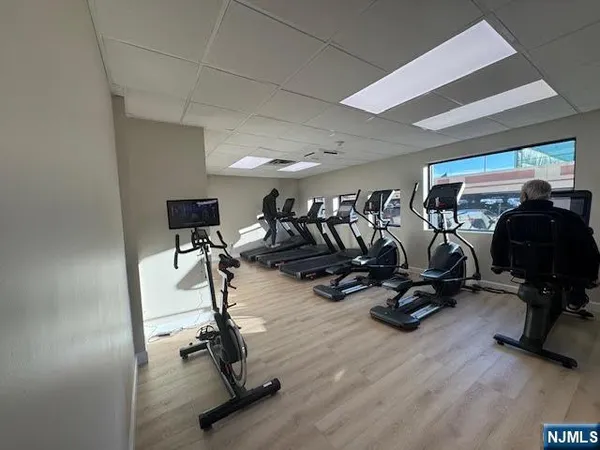 $2,550 | 1203 River Road, Unit 17M, Edgewater, NJ 07020