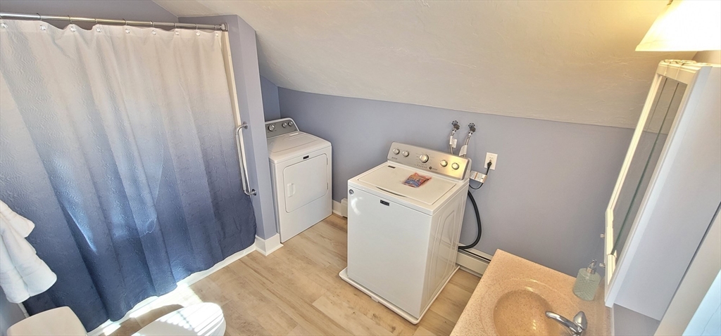 5 Lake Street, Unit 2 Webster, MA 01570 - Photo 14 of 18