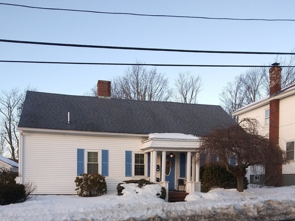 5 Lake Street, Unit 2 Webster, MA 01570 - Photo 2 of 18