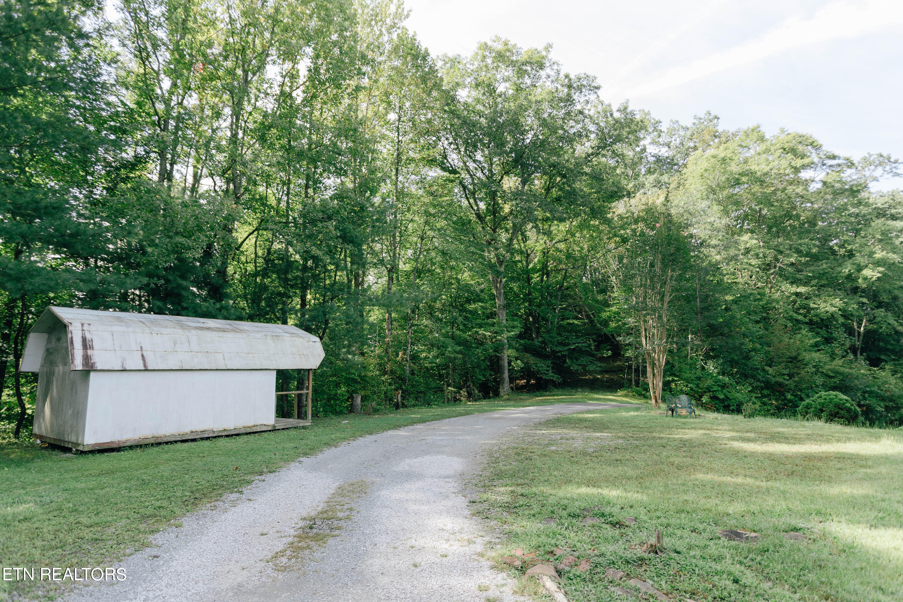 72 Everett Money Road Middlesboro, KY 40965 - Photo 31 of 43 5R9A8469