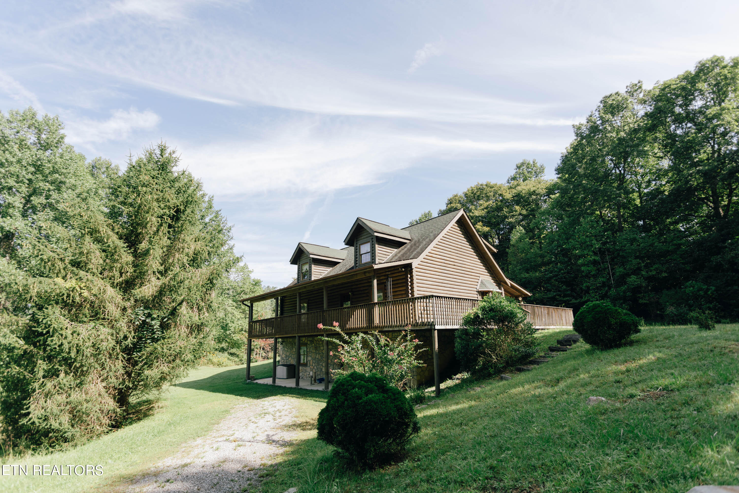 72 Everett Money Road Middlesboro, KY 40965 - Photo 32 of 43 5R9A8479