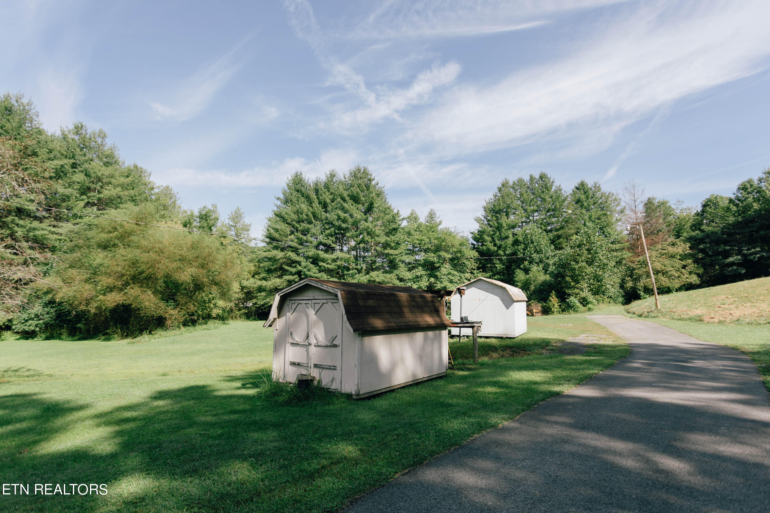 72 Everett Money Road Middlesboro, KY 40965 - Photo 37 of 43 5R9A8491