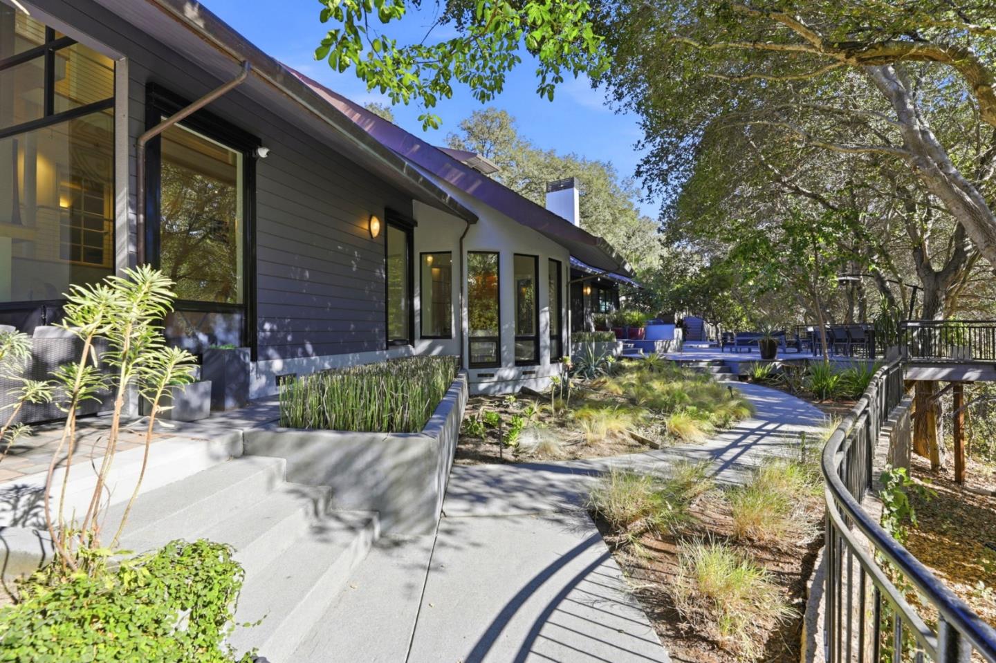 217 Mistletoe Road Los Gatos, CA 95032 - Photo 68 of 126 Gallery Image 68