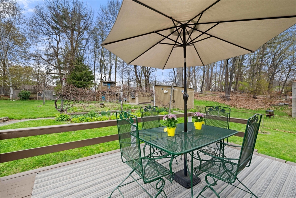 15 Waterman Road Auburn, MA 01501 - Photo 7 of 41 Gallery Image 7