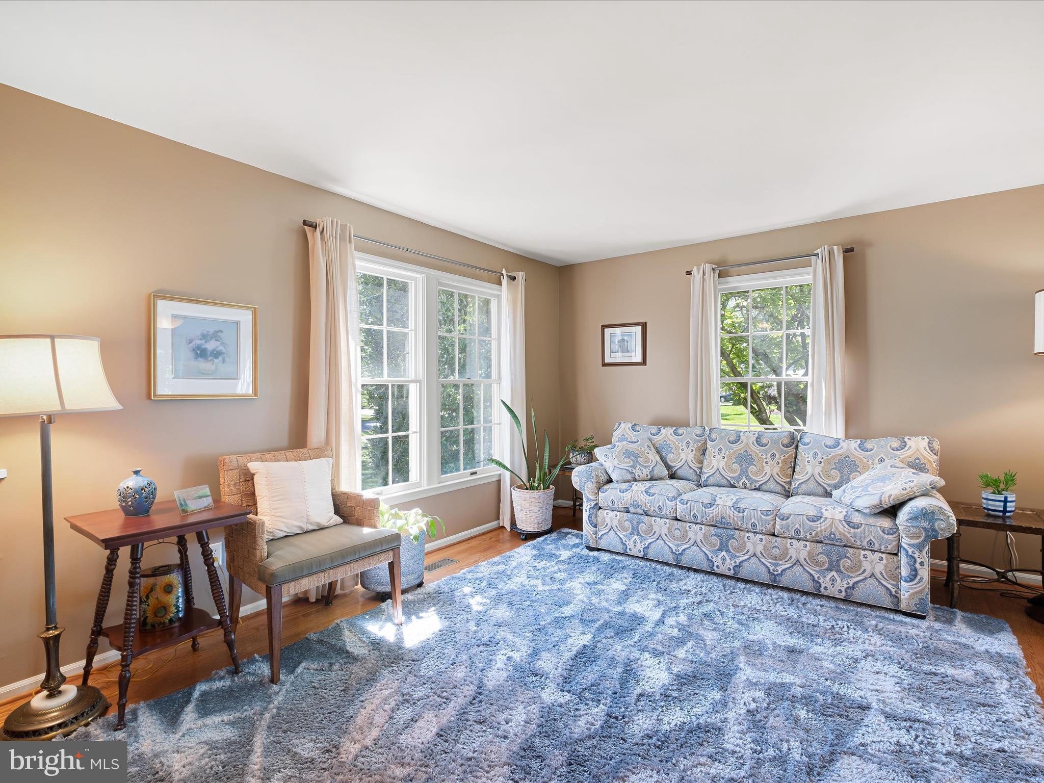 314 Edinburgh Road Chadds Ford, PA 19317 - Photo 11 of 29 a living room with furniture and a window