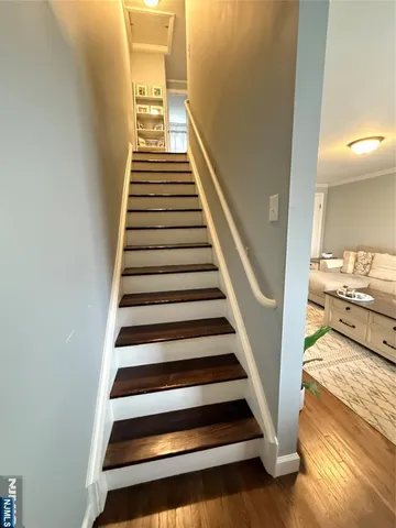 $2,450 | 49 Hastings Avenue, Unit B, Rutherford, NJ 07070