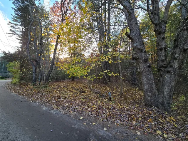 $219,000 | 25 Little Pond Road, Plymouth, MA 02360