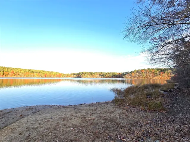 $219,000 | 25 Little Pond Road, Plymouth, MA 02360