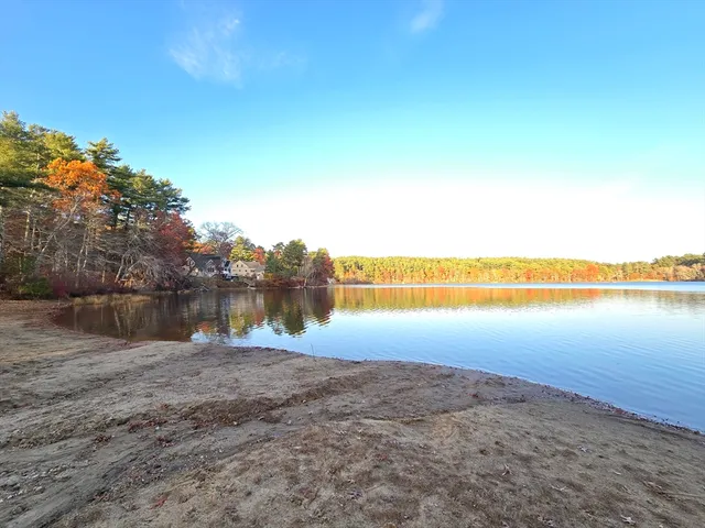 $219,000 | 25 Little Pond Road, Plymouth, MA 02360