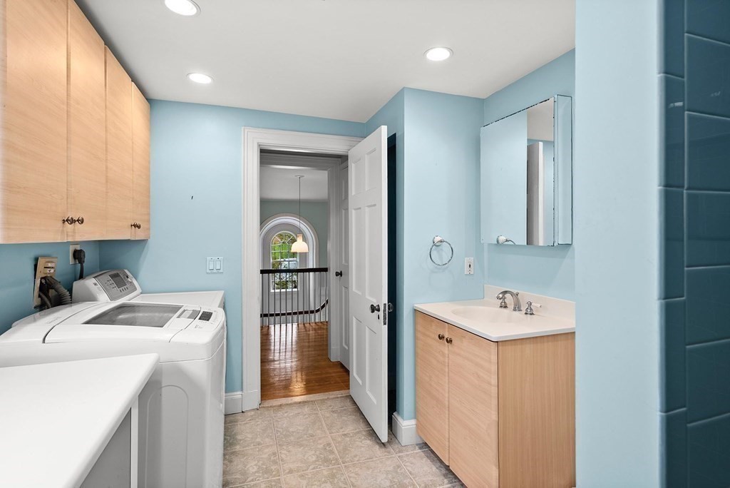 55 Farlow Road Newton, MA 02458 - Photo 30 of 34 Gallery Image 30