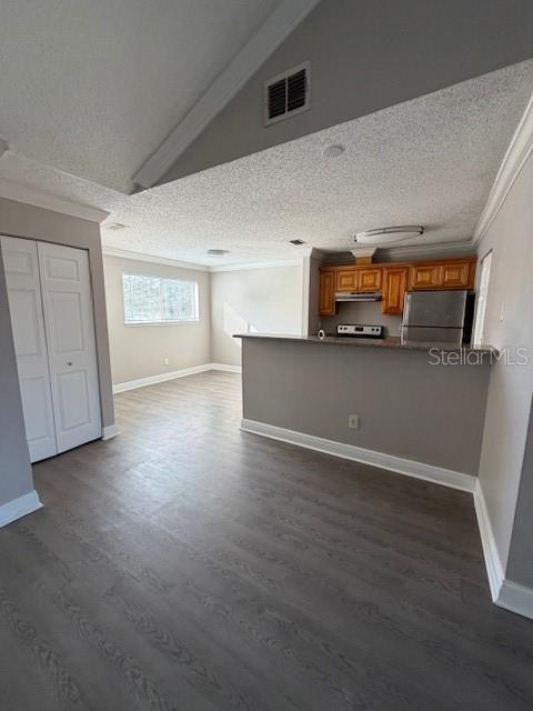 7298 Ulmerton Road, Unit 611 Largo, FL 33771 - Photo 3 of 8