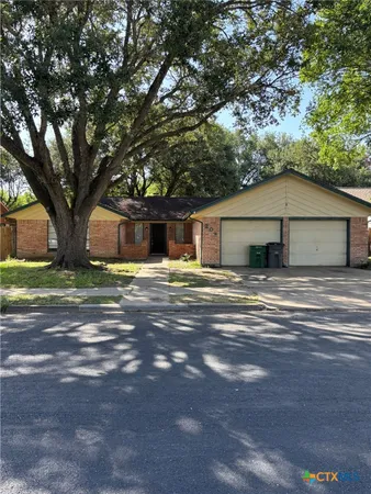 $1,650 | 204 Ruidoso Drive, Victoria, TX 77904