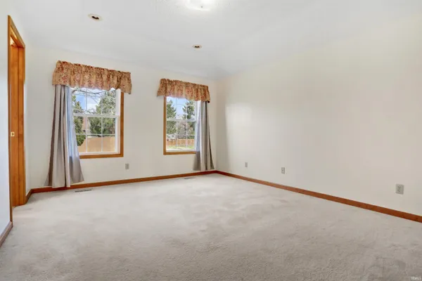 $240,000 | 2944 Elmridge Drive, Evansville, IN 47711