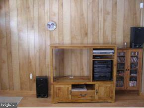 149 Wave Road Manahawkin, NJ 08050 - Photo 5 of 13