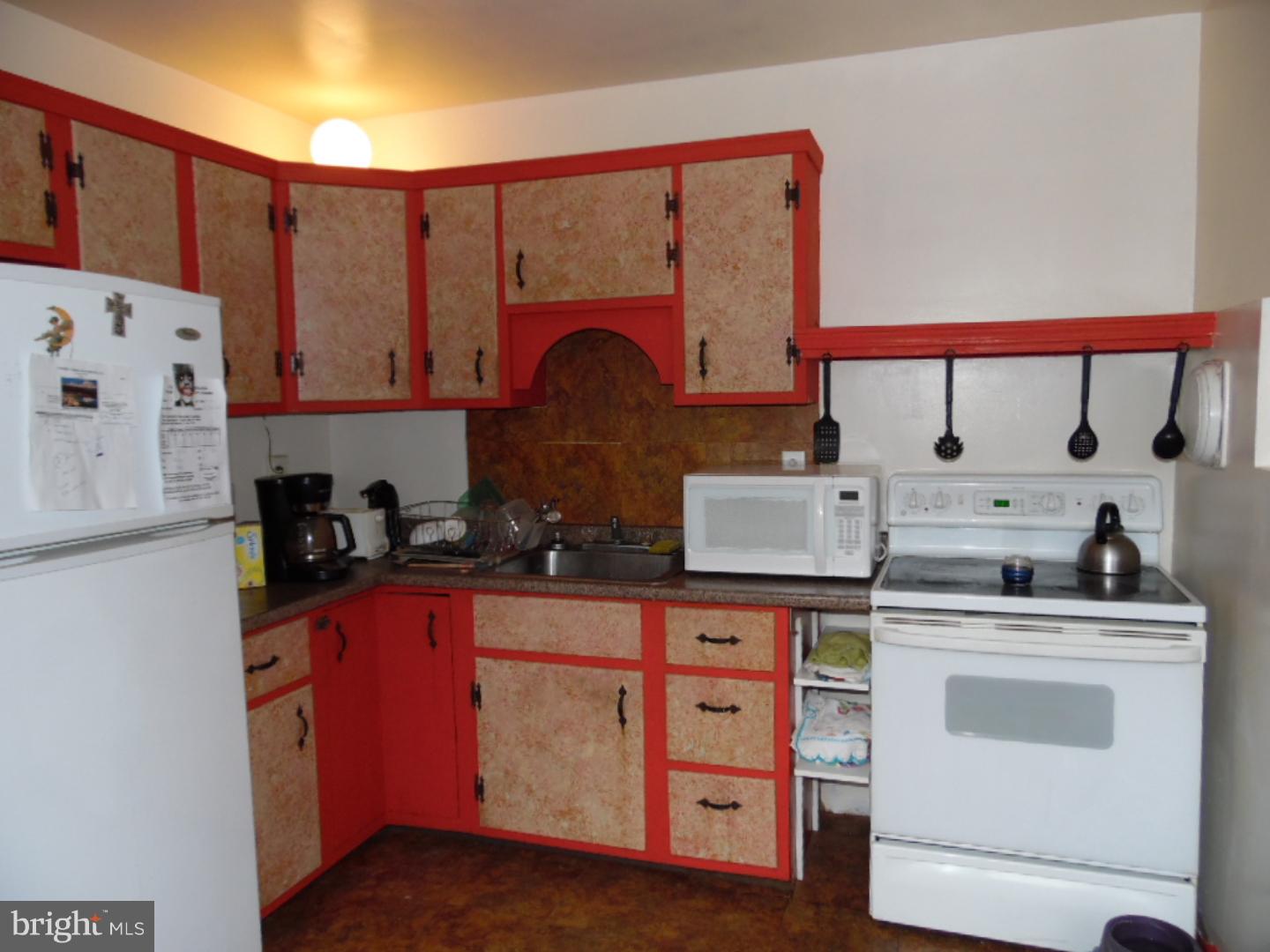112 Cooper Road Voorhees, NJ 08043 - Photo 11 of 15 Kitchen