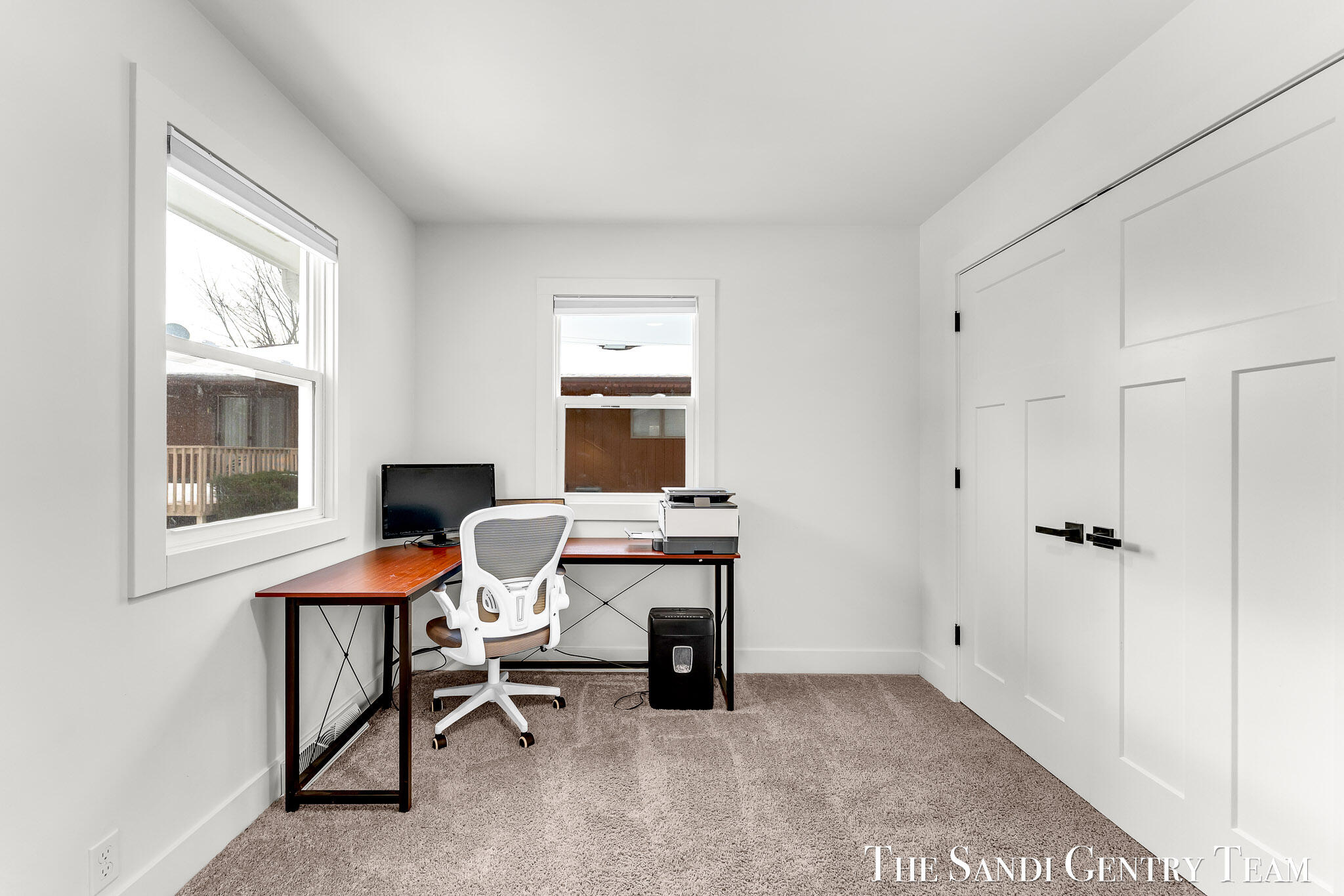 904 East Savidge Street Spring Lake, MI 49456 - Photo 25 of 52 24-AIV00016