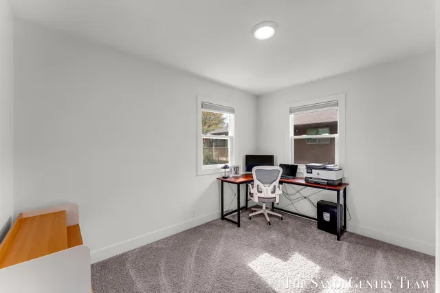 $422,900 | 904 East Savidge Street, Spring Lake, MI 49456