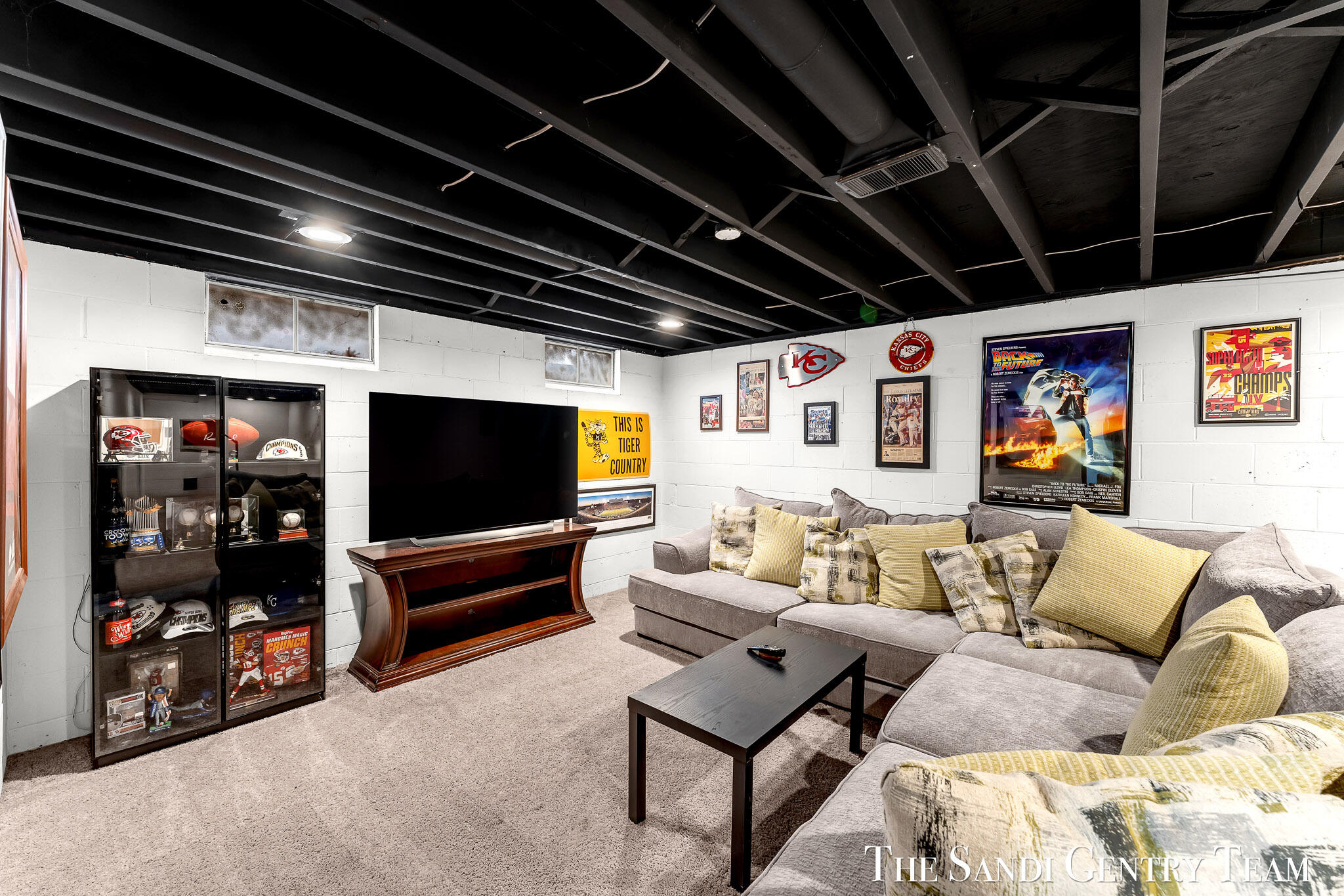 904 East Savidge Street Spring Lake, MI 49456 - Photo 33 of 52 32-AIV00071