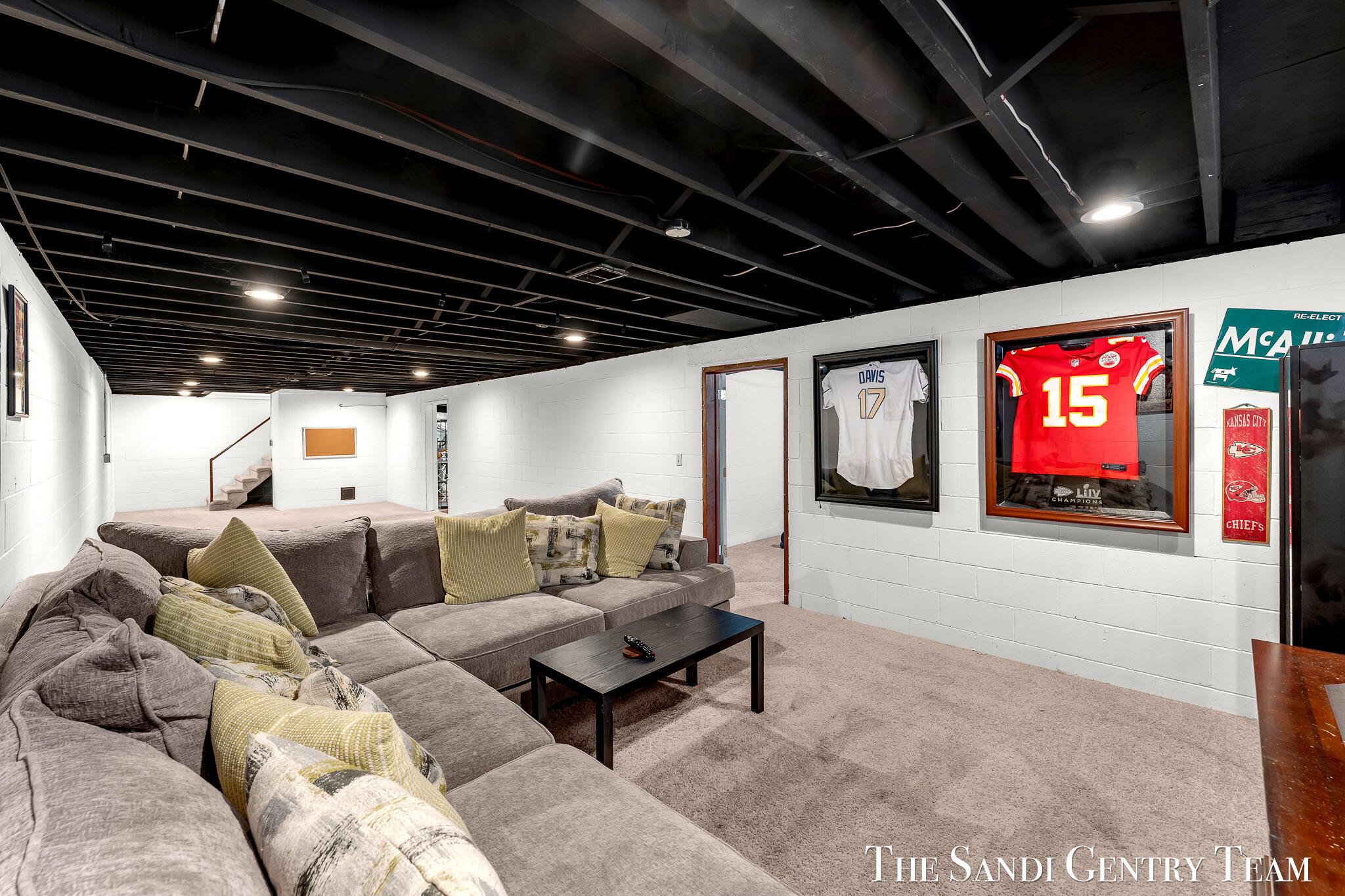 904 East Savidge Street Spring Lake, MI 49456 - Photo 34 of 52 33-AIV00076