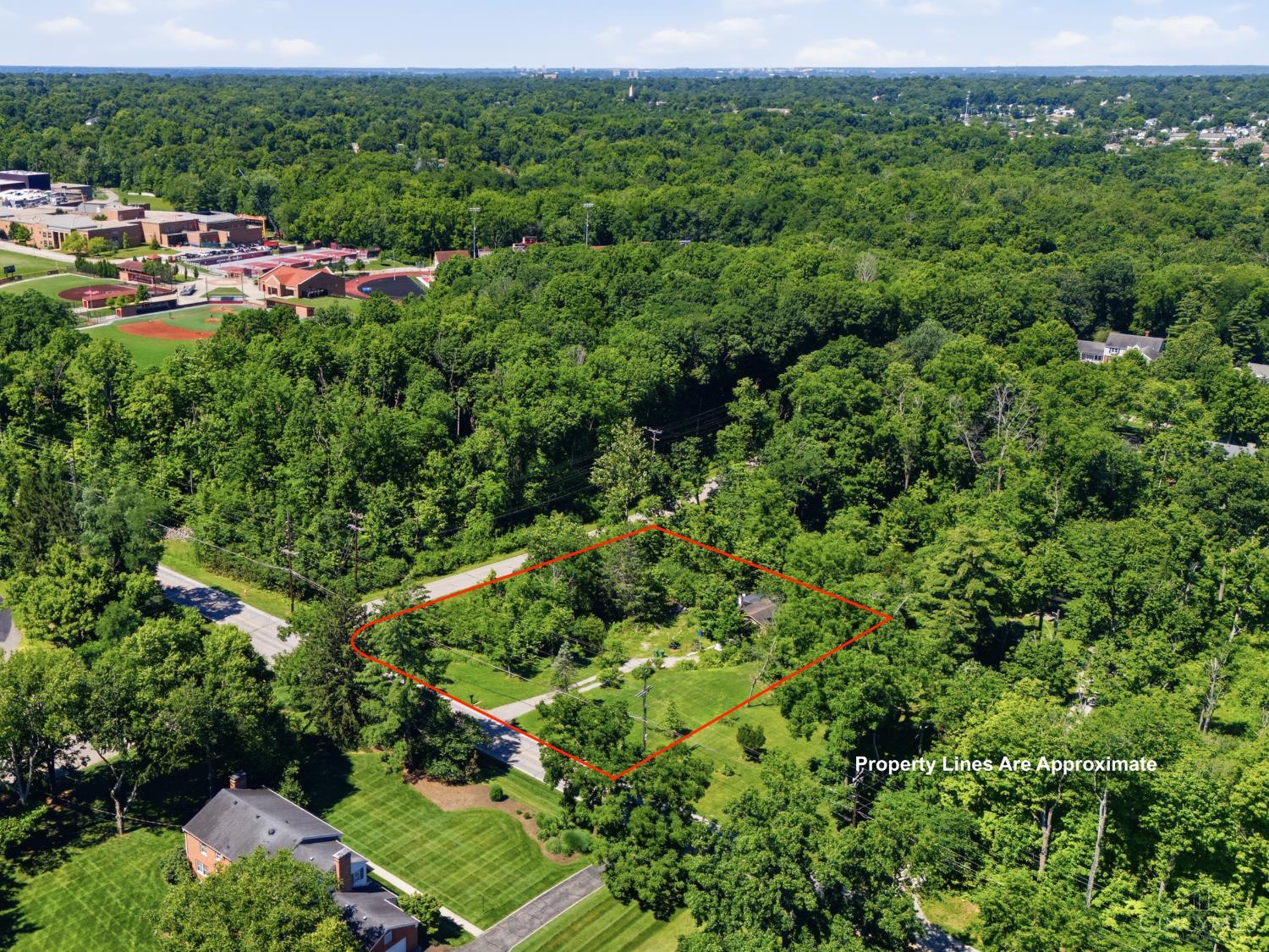 7255 Drake Road Cincinnati, OH 45243 - Photo 8 of 11