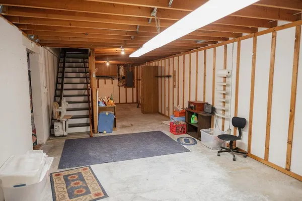 $170,000 | 525 North Hood Street, Blue Earth, MN 56013