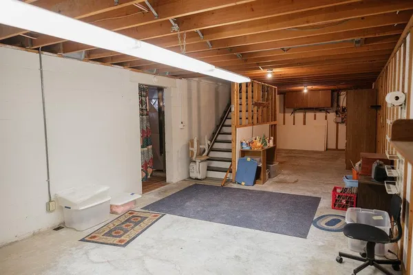 $170,000 | 525 North Hood Street, Blue Earth, MN 56013