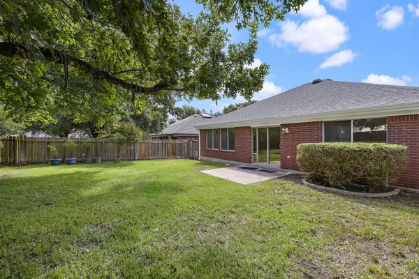 $2,500 | 8104 Luckenwald Cove, Round Rock, TX 78681