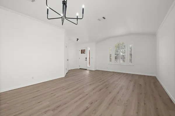 $2,500 | 8104 Luckenwald Cove, Round Rock, TX 78681