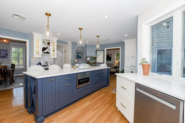 $1,285,000 | 34 Pine Hill Lane, Marion, MA 02738