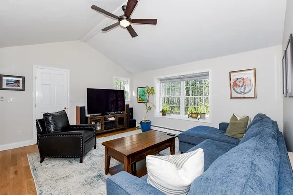 $1,285,000 | 34 Pine Hill Lane, Marion, MA 02738