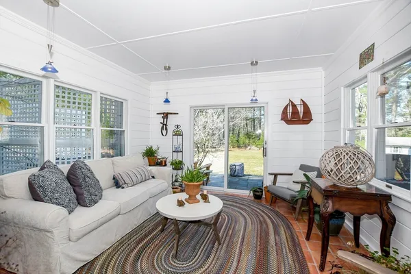 $1,285,000 | 34 Pine Hill Lane, Marion, MA 02738