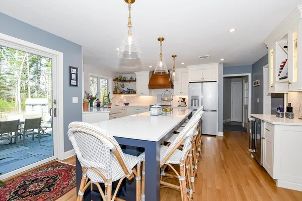 $1,285,000 | 34 Pine Hill Lane, Marion, MA 02738