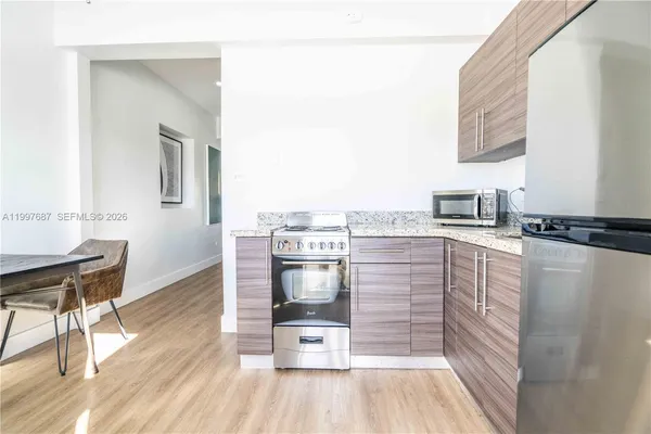 $1,600 | 1191 71st Street, Unit 4, Miami Beach, FL 33141