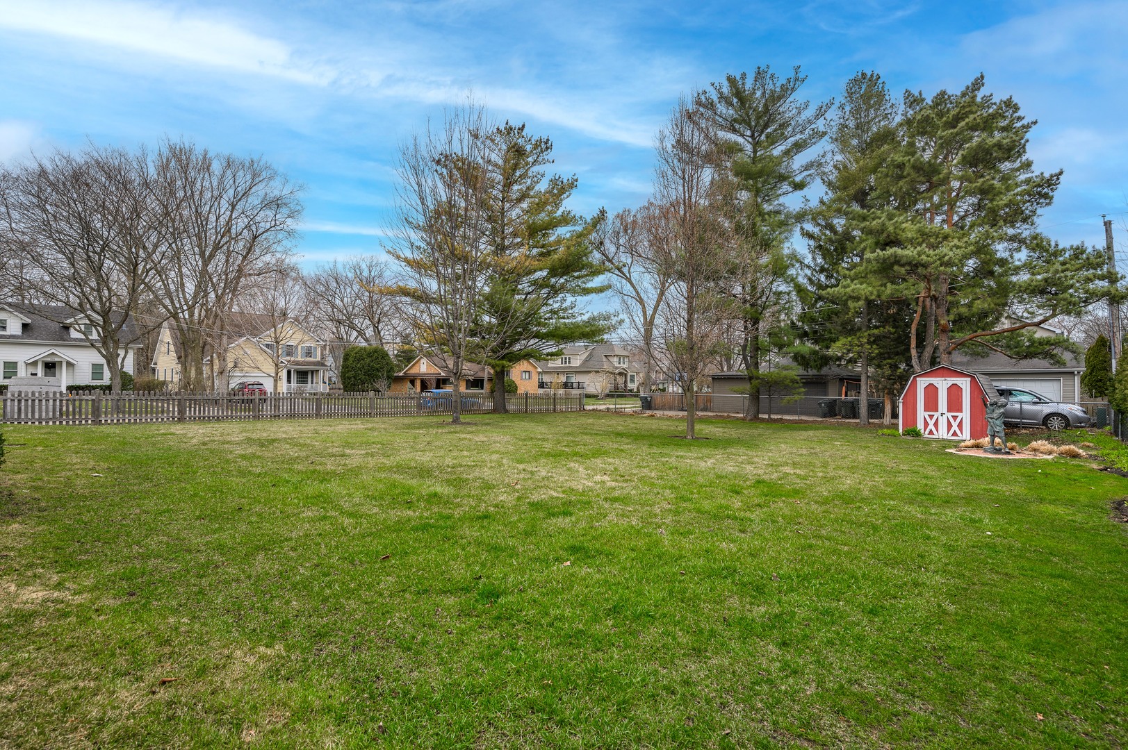 1924 Linneman Street Glenview, IL 60025 - Photo 21 of 24 a view of yard with green space and trees